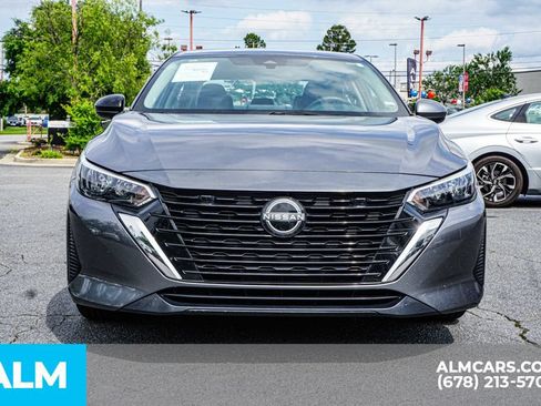 Used 2024 Nissan Sentra SV FWD image 9