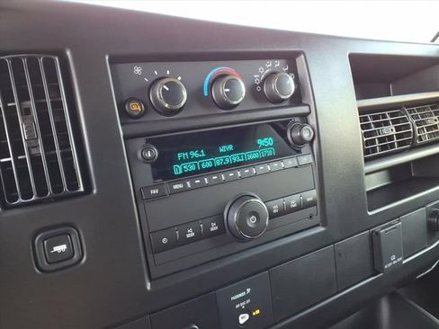 New 2026 Chevrolet Express 2500 Extended w/ Enhanced Convenience Package RWD image 15