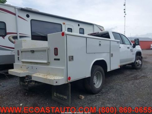 Used 2024 Chevrolet Silverado 3500 W/T w/ WT Convenience Package AWD/4WD image 3