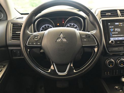 Used 2023 Mitsubishi Outlander Sport SE image 23