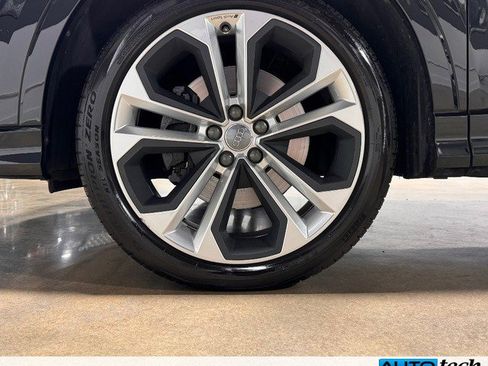 Used 2019 Audi Q3 2.0T Premium Plus w/ Premium Plus Package image 18