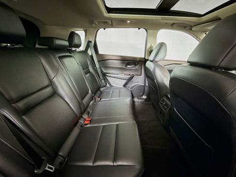 Certified 2022 Nissan Rogue SL w/ SL Premium Package image 30