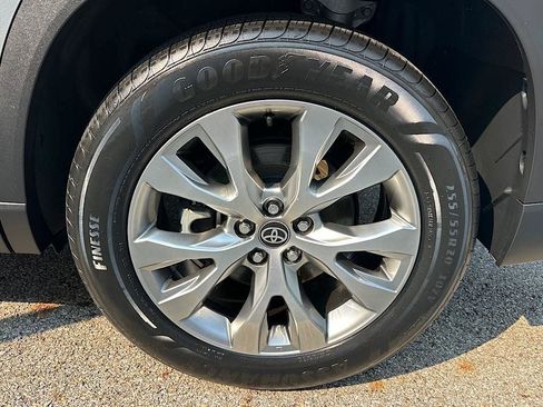 Used 2024 Toyota Grand Highlander AWD image 26