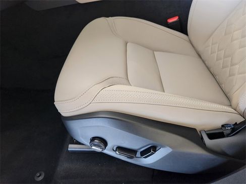 New 2026 Volvo XC90 B6 Plus w/ Protection Package Premier image 25