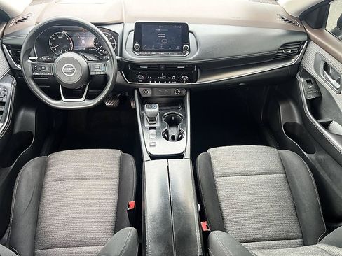 Used 2021 Nissan Rogue SV FWD image 18