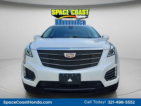 Used 2019 Cadillac XT5 Luxury w/ LPO, Black Ice Package AWD/4WD image 8