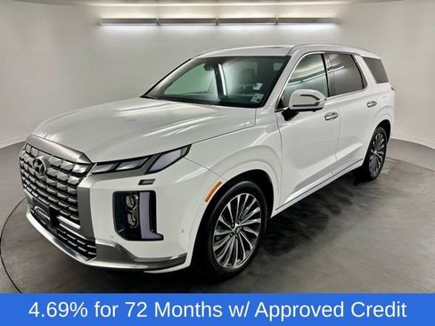 Used 2024 Hyundai Palisade Calligraphy image 3