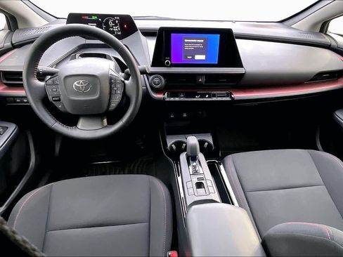 Certified 2025 Toyota Prius Plug-In Hybrid image 15