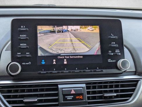 Used 2018 Honda Accord LX image 14