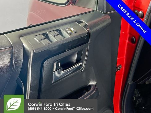 Used 2021 Toyota 4Runner Venture image 11