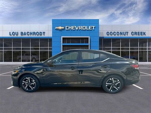 Used 2024 Nissan Sentra SV image 5