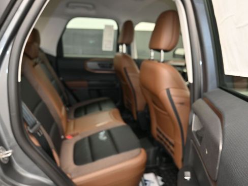 New 2025 Ford Bronco Sport Outer Banks w/ Sasquatch Outer Banks Package image 25