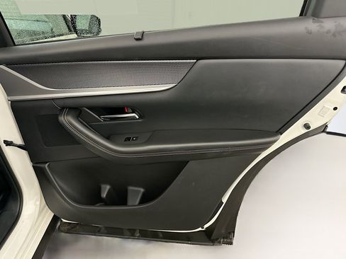 Used 2024 MAZDA CX-90 Plug-In Hybrid w/ Premium Plus AWD/4WD image 34