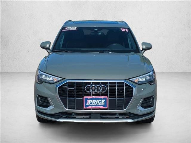 Used 2021 Audi Q3 2.0T Premium AWD/4WD image 2