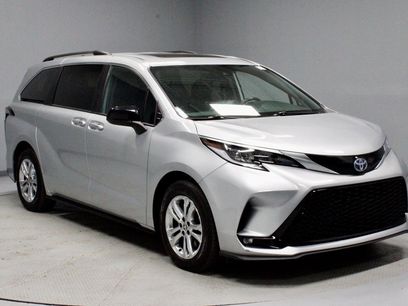 Used 2022 Toyota Sienna XSE