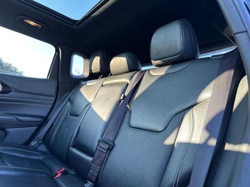 Used 2022 Jeep Compass High Altitude image 16