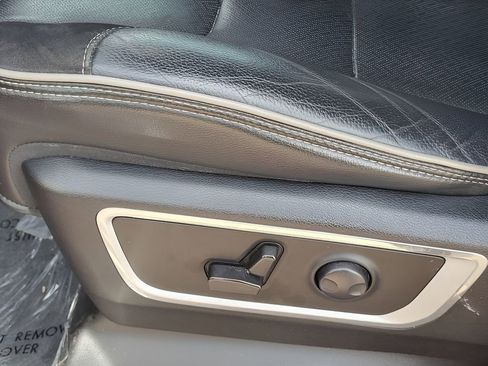 Used 2022 RAM 1500 Laramie AWD/4WD image 21