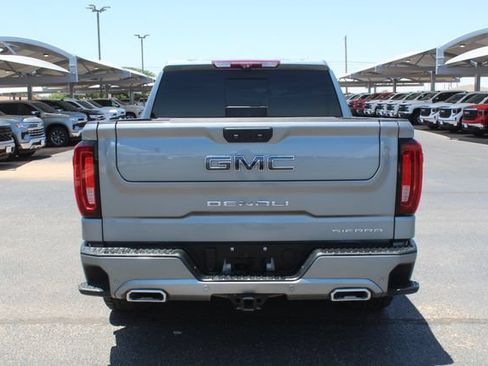 Used 2023 GMC Sierra 1500 Denali Ultimate AWD/4WD image 4