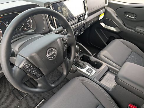 New 2026 Nissan Frontier SV w/ Tow Package AWD/4WD image 11