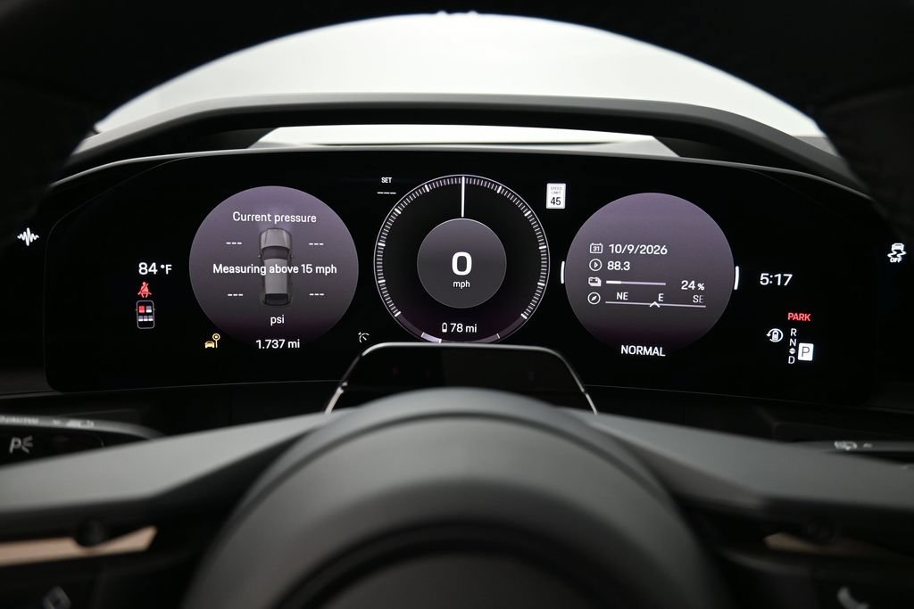 Certified 2026 Porsche Cayenne Electric AWD/4WD image 19