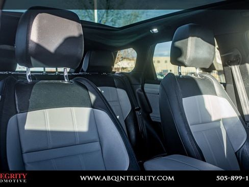 Used 2022 Land Rover Range Rover Evoque R-Dynamic S image 38