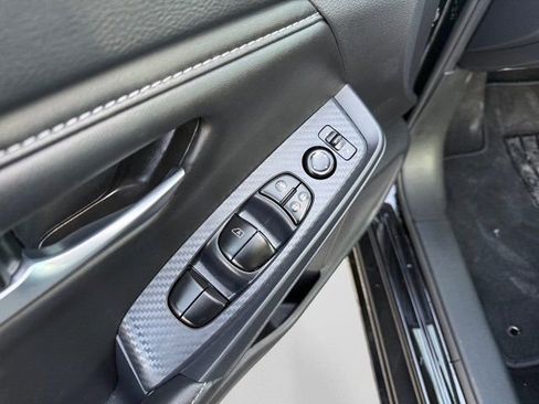 Used 2025 Nissan Sentra SV image 11