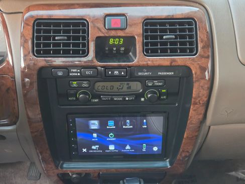 Used 1999 Toyota 4Runner Limited w/ Upgrade Value Pkg 5 AWD/4WD image 26
