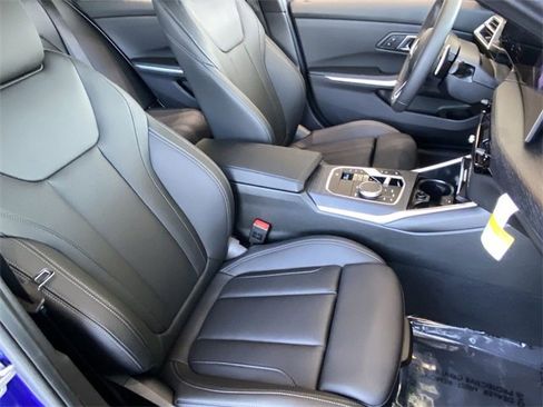 New 2025 BMW 330i Sedan w/ M Sport Package image 9