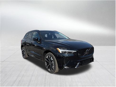 New 2026 Volvo XC60 B5 Plus image 3