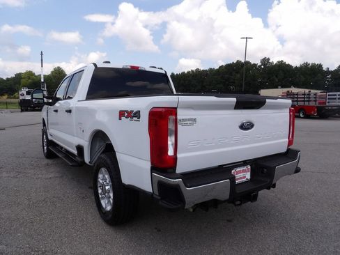 Used 2025 Ford F250 XLT w/ FX4 Off-Road Package AWD/4WD image 5