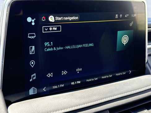 Used 2024 Chevrolet Tahoe LT w/ Luxury Package image 3