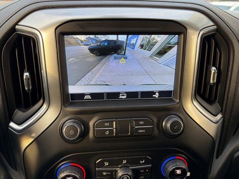 Used 2021 Chevrolet Silverado 1500 LTZ image 14