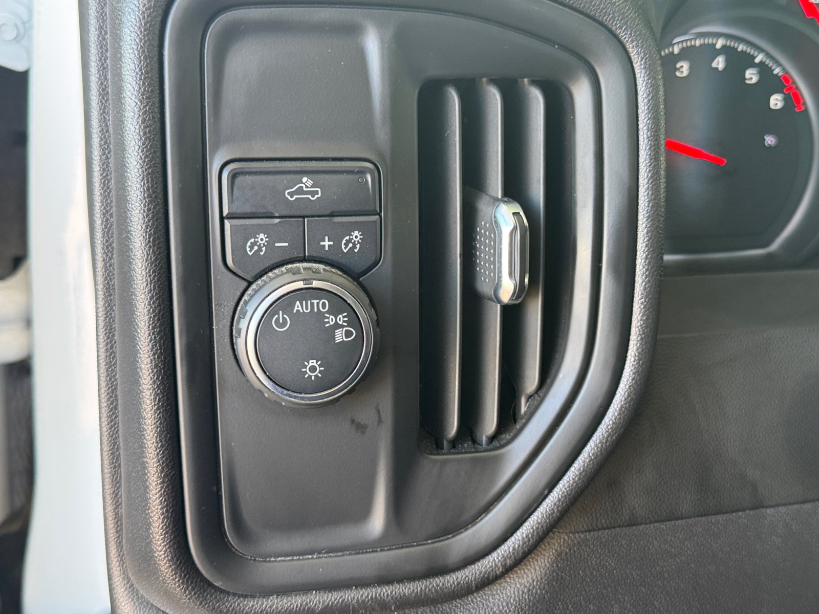 Used 2024 Chevrolet Silverado 1500 W/T w/ WT Convenience Package RWD image 14