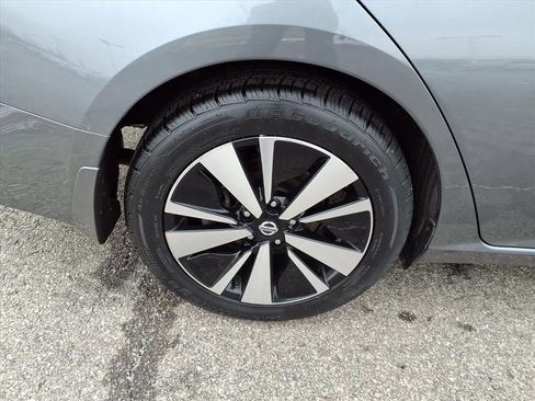 Used 2020 Nissan Altima 2.5 SV image 33