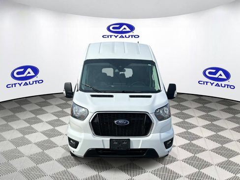 Used 2024 Ford Transit 350 XLT RWD image 11