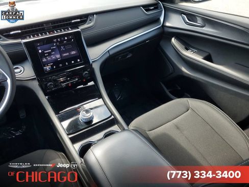Used 2024 Jeep Grand Cherokee L Laredo AWD/4WD image 15