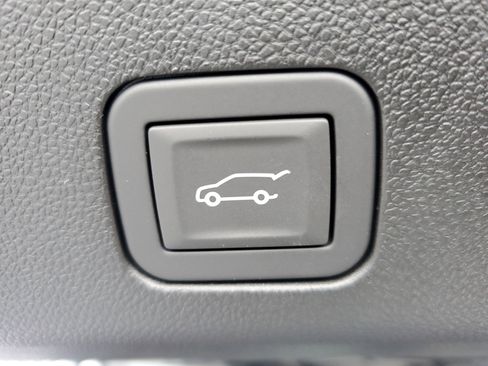 New 2026 GMC Yukon Elevation w/ Elevation Premium Package image 8