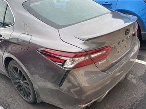 Used 2023 Toyota Camry XSE w/ Cold Weather Package image 7
