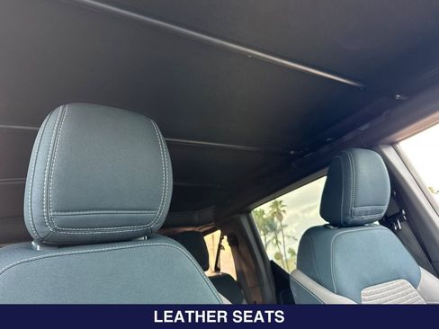 Used 2023 Ford Bronco Outer Banks w/ Sasquatch Package AWD/4WD image 18