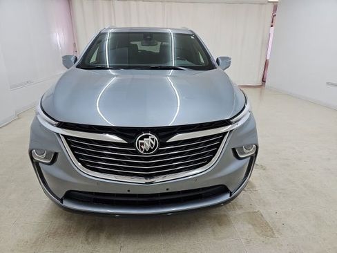 Used 2023 Buick Enclave Essence AWD/4WD image 13