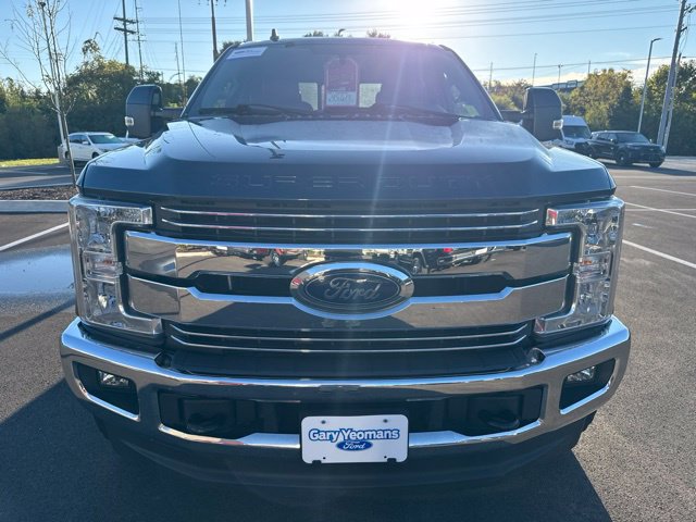 Used 2019 Ford F250 Lariat w/ Lariat Value Package AWD/4WD image 2