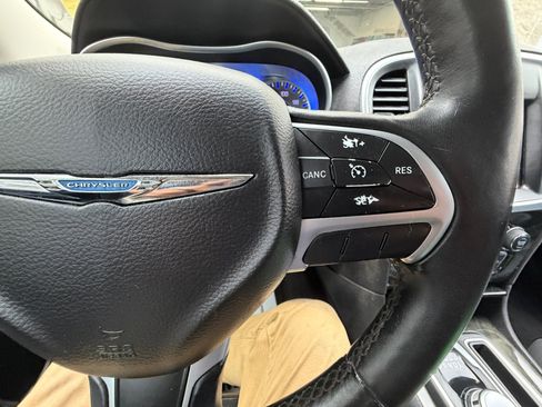 Used 2016 Chrysler 300 C AWD/4WD image 25