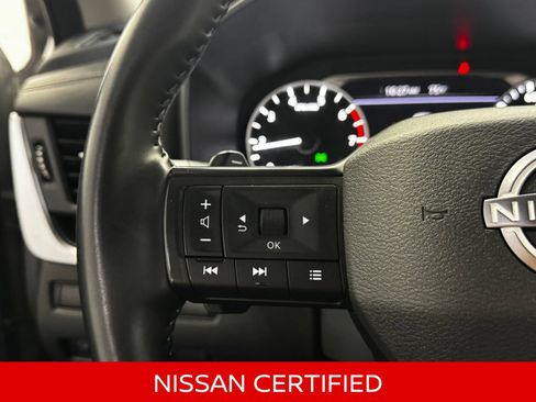 Certified 2025 Nissan Rogue SV AWD/4WD image 24