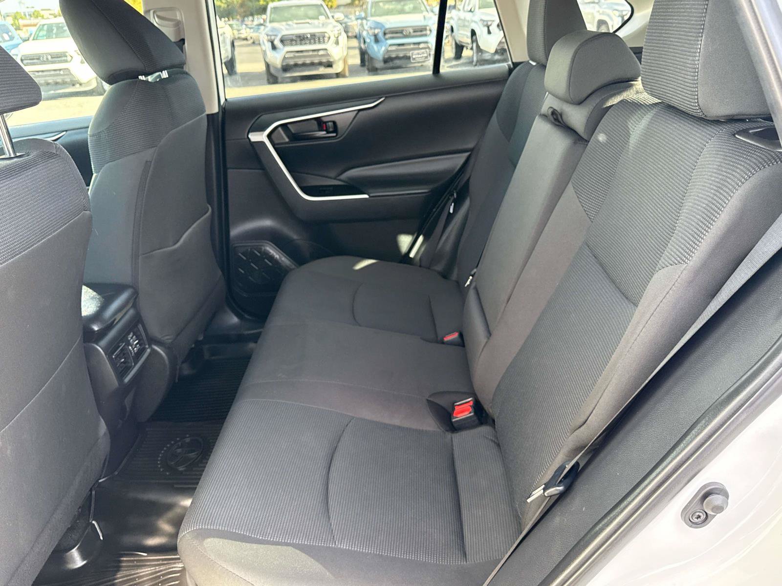 Used 2024 Toyota RAV4 LE AWD/4WD image 13