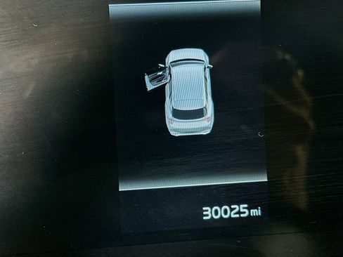 Used 2023 Kia Sportage EX image 19