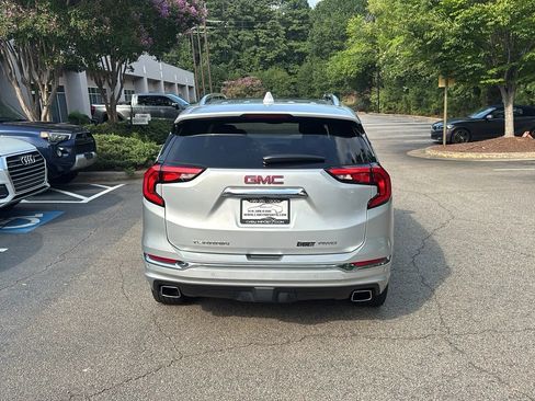 Used 2018 GMC Terrain Denali w/ Advanced Safety Package AWD/4WD image 6