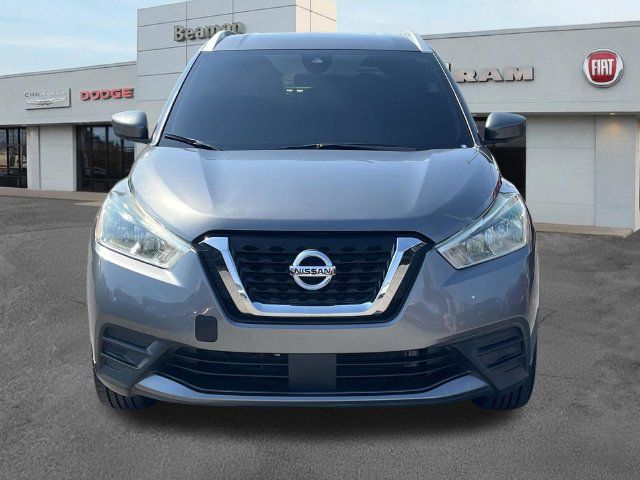 Used 2020 Nissan Kicks SV FWD image 2