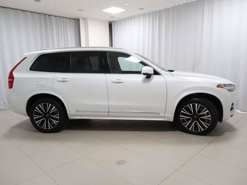 Used 2025 Volvo XC90 T8 Plus w/ Protection Package Premier AWD/4WD image 6