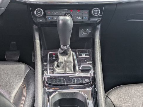 Used 2024 Jeep Compass Limited AWD/4WD image 20