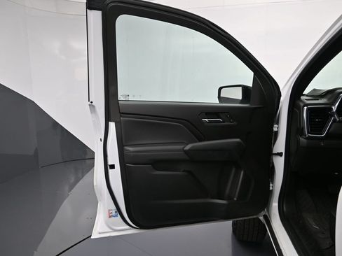 Certified 2024 GMC Canyon Elevation RWD image 10